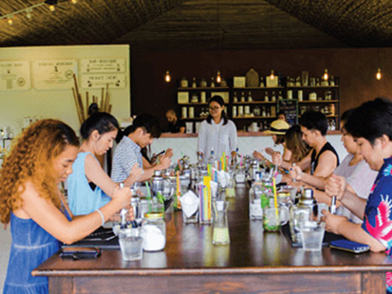 Phuket Landmark tour with  Rum Cocktail Tours