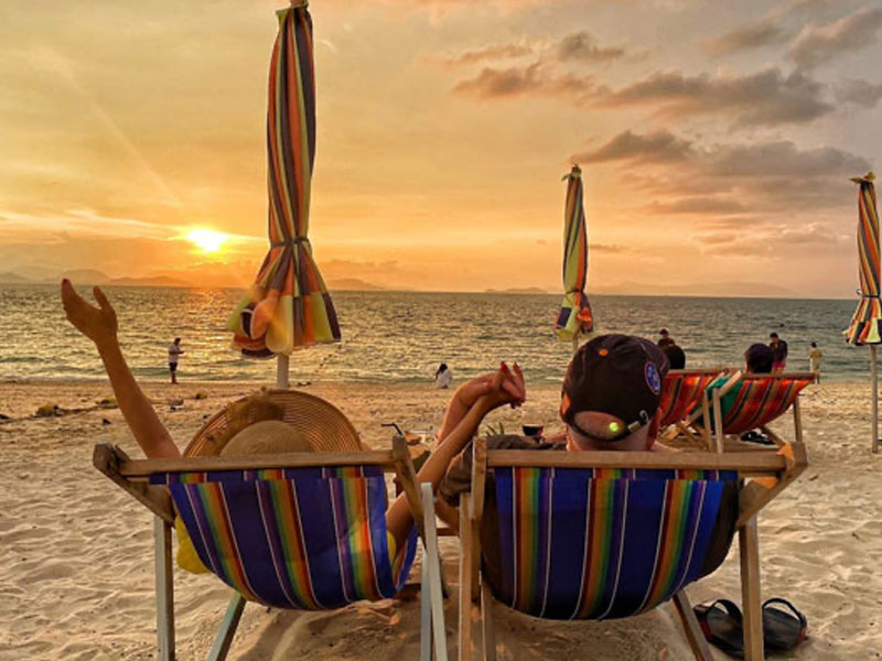 Phi Phi  Lazy Tour by speed Boat