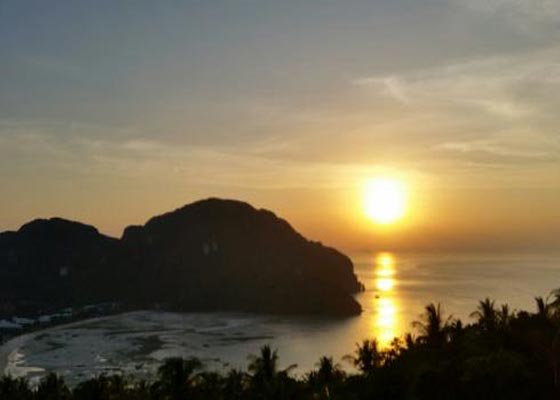 Phi Phi Sunrise Premium Tour