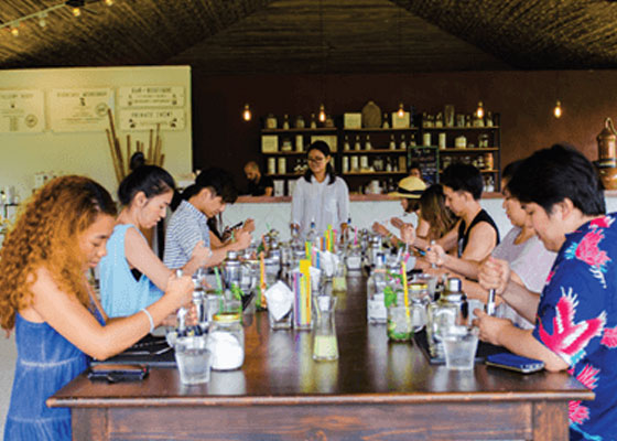 Phuket Landmark tour with  Rum Cocktail Tours