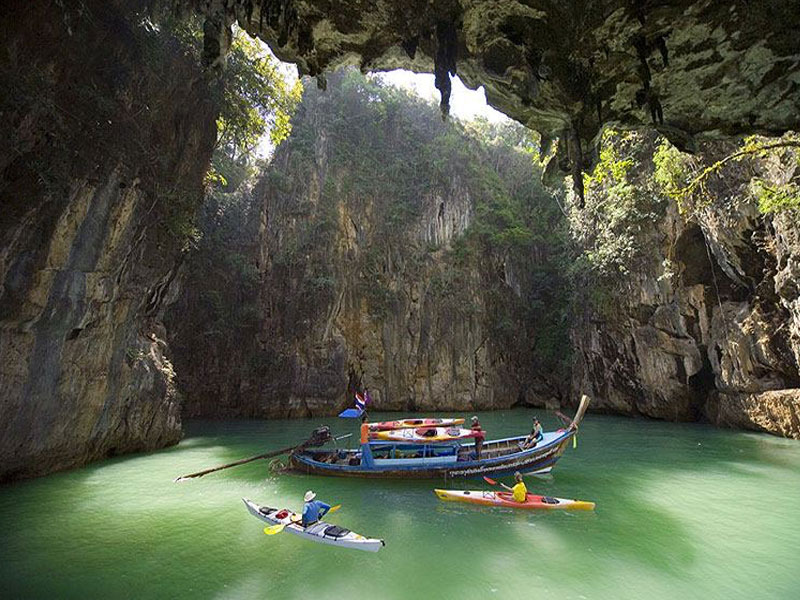 Phang Nga Sea Canoe by Big Boat