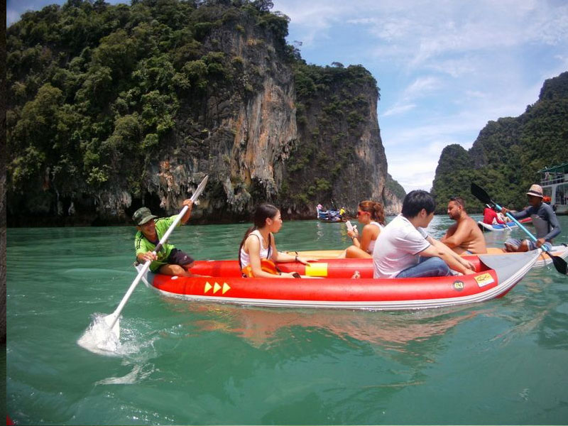 Phang Nga Sea Canoe by Big Boat