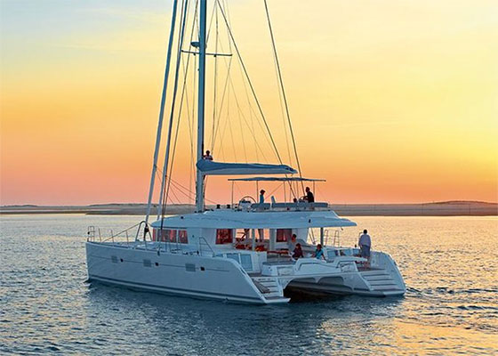 Dinner Cruise by Catamaran Yacht